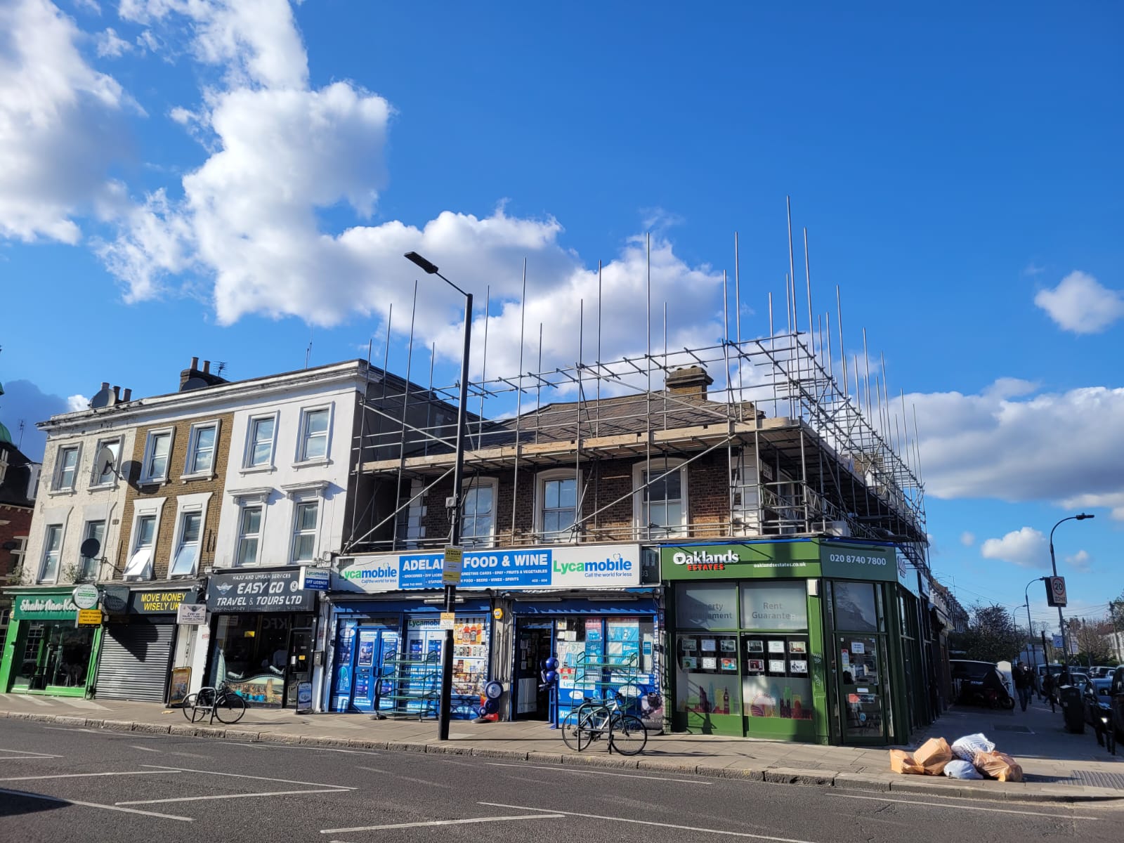 Scaffold commencement Uxbridge Road view