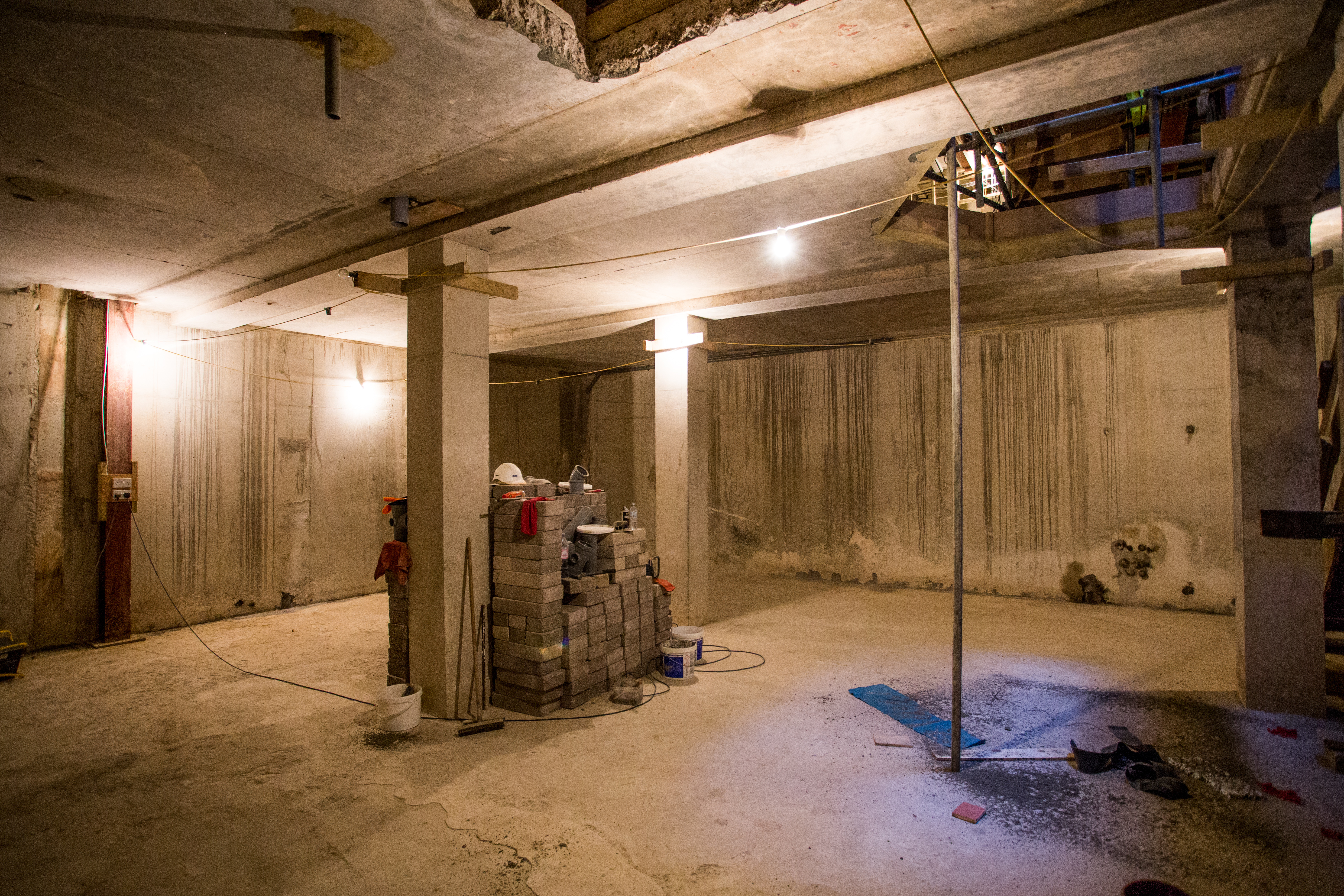 Basement structure concrete columns
